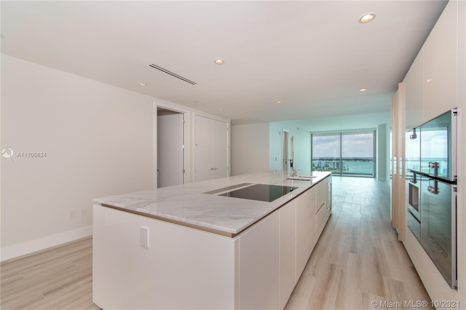 OCEANA BAL HARBOUR CONDO - Residential