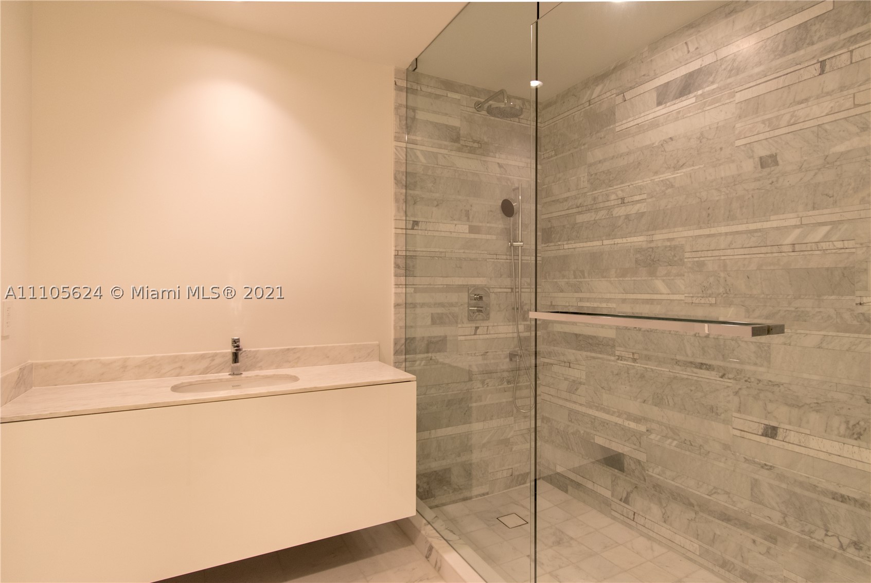 OCEANA BAL HARBOUR CONDO - Residential