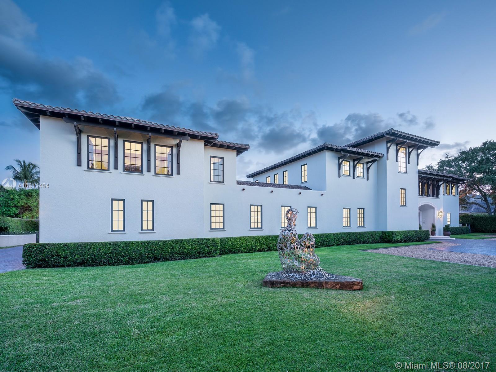 TOWN & RANCH ESTS - Residential