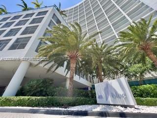 BLUE CONDO - Residential Lease