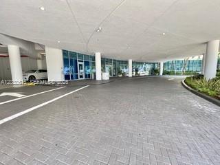 BLUE CONDO - Residential Lease