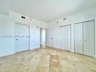 BLUE CONDO - Residential Lease