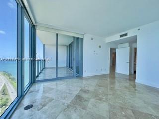 BLUE CONDO - Residential Lease