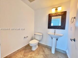 BLUE CONDO - Residential Lease