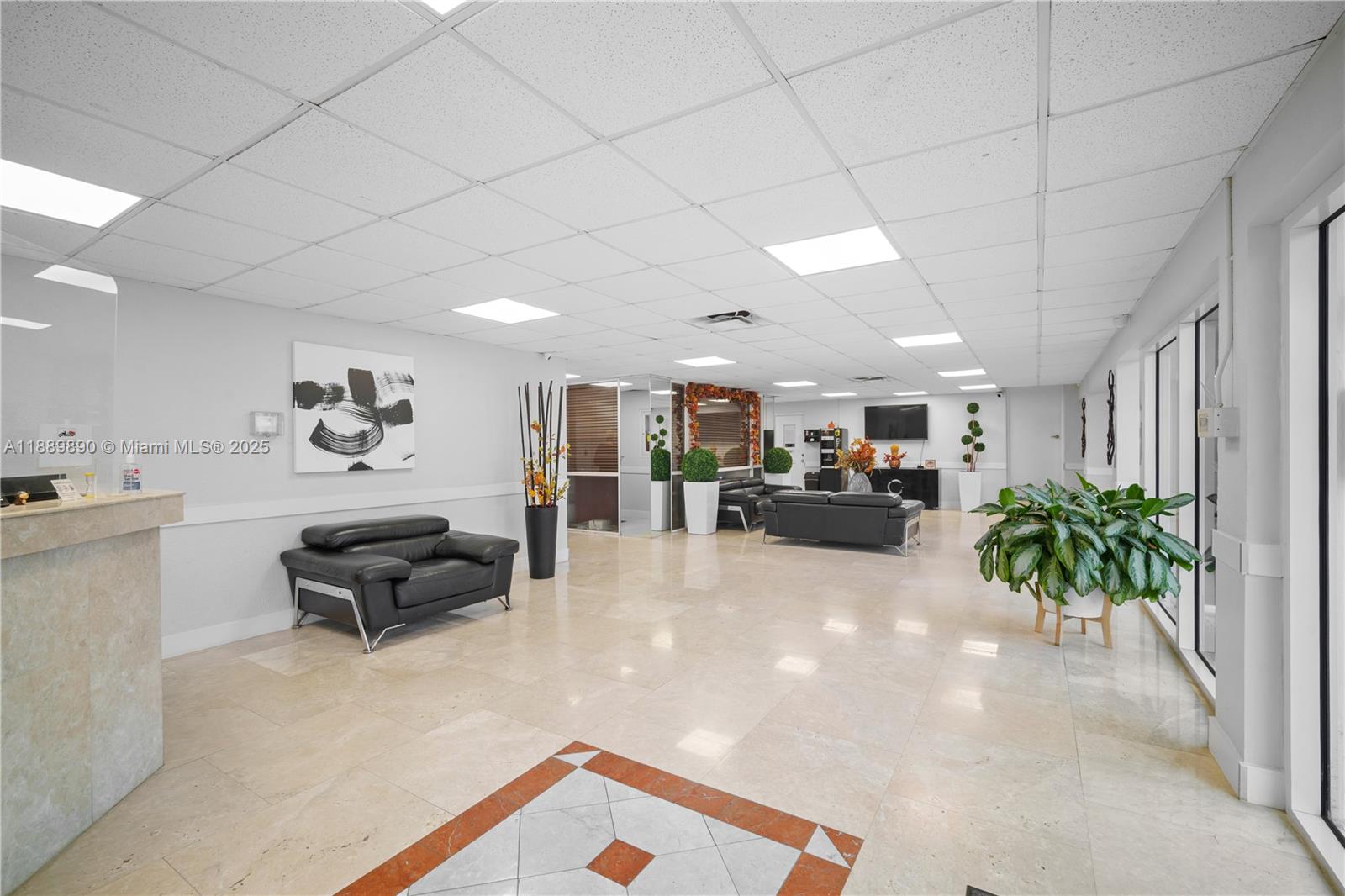 BAYSHORE YACHT & TENNIS C - Residential