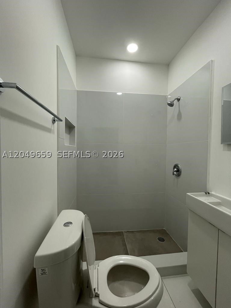 MENDOZA CONDO - Residential
