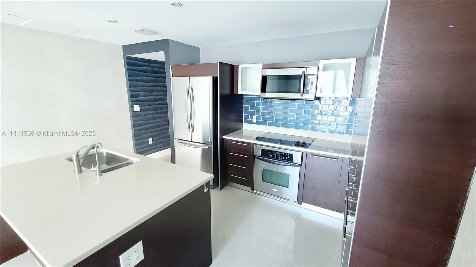 QUANTUM ON THE BAY CONDO - Residential Lease