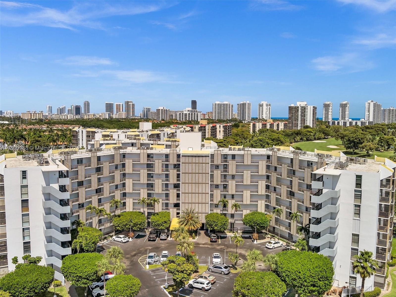 BISCAYA III CONDO - Residential