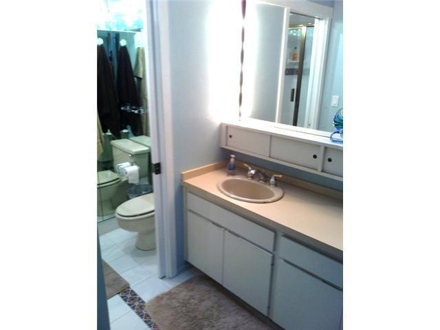 3228 TOWNHOUSES CONDO - Residential Lease