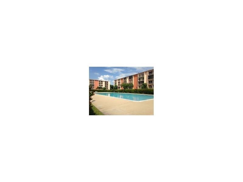 LAKESHORE AT UNIVERSITY P - Residential Lease