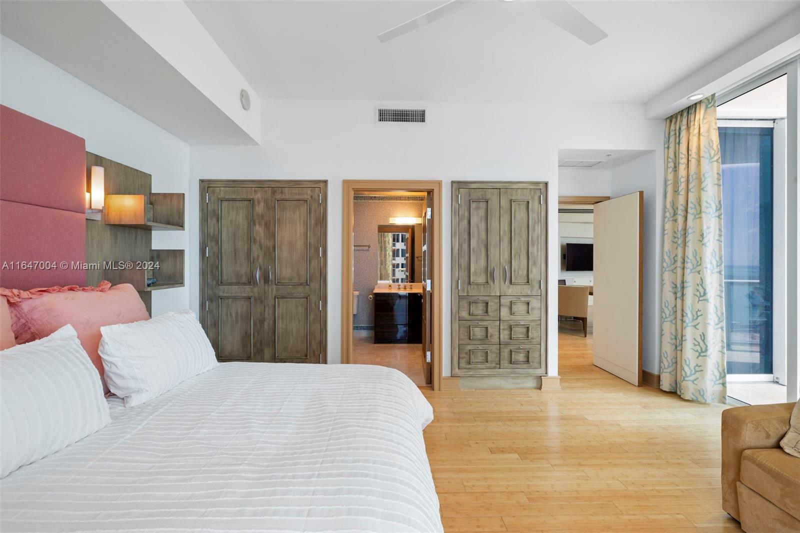 CONTINUUM NORTH - Residential