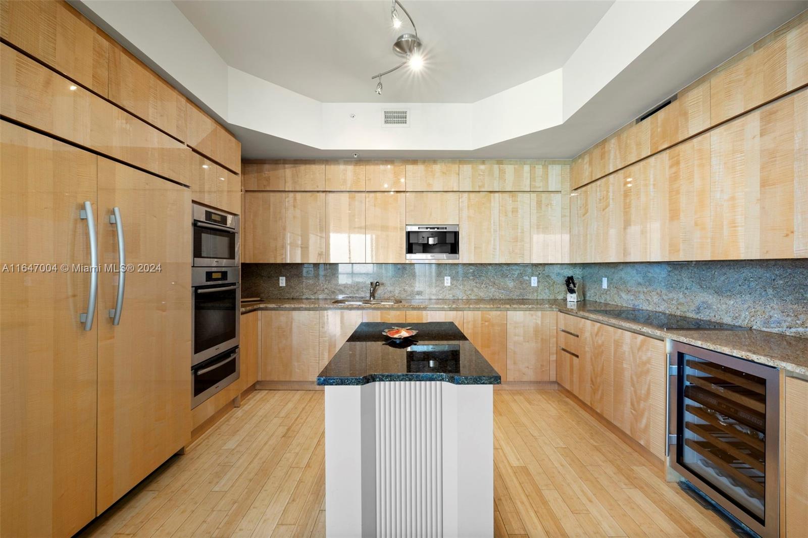 CONTINUUM NORTH - Residential