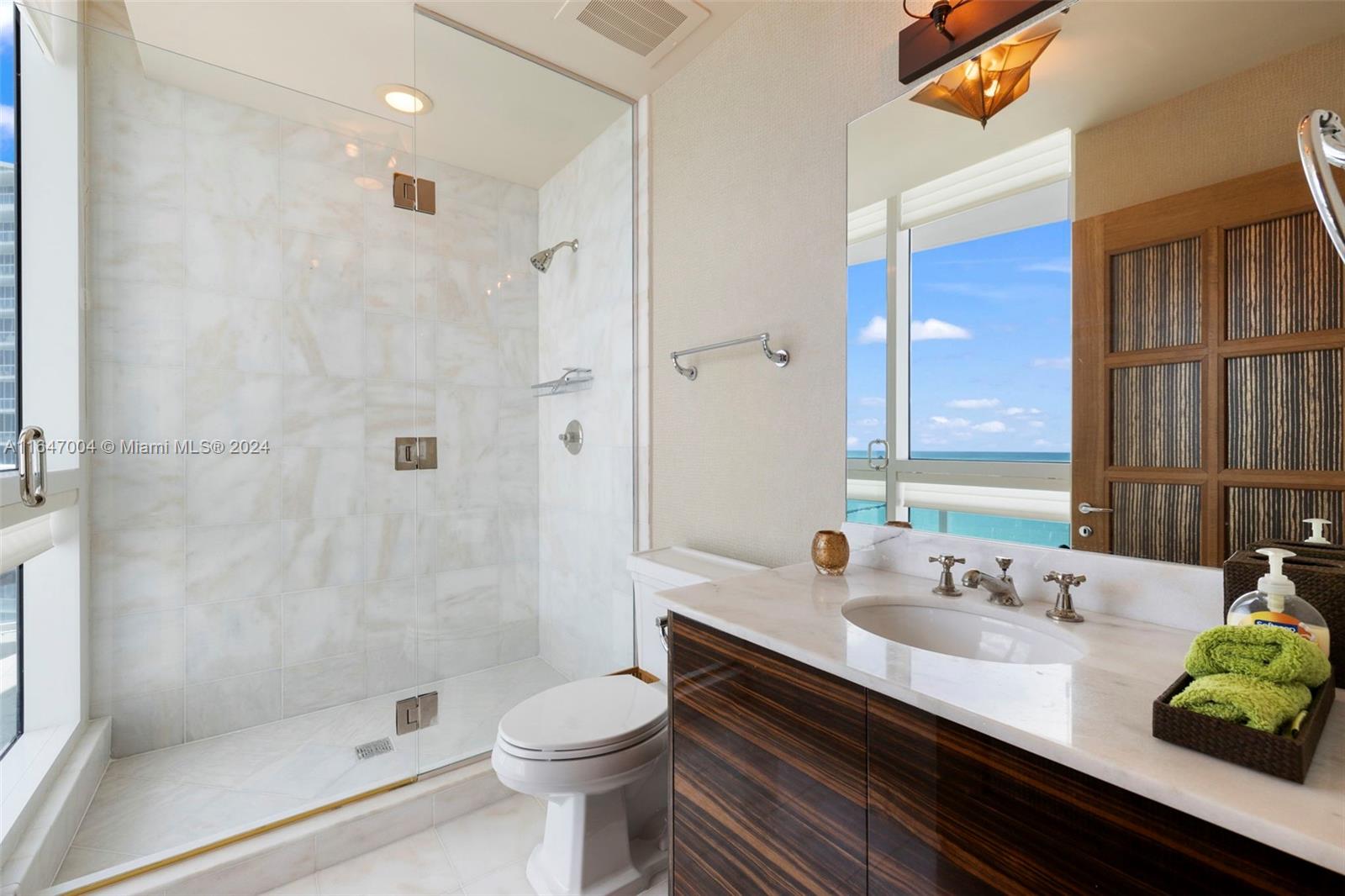 CONTINUUM NORTH - Residential