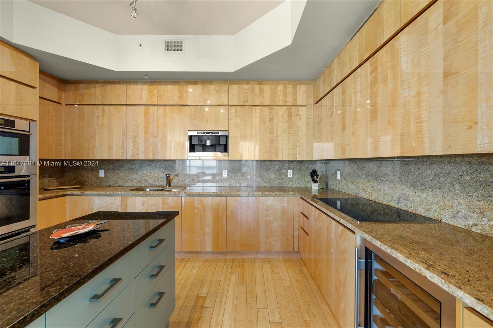 CONTINUUM NORTH - Residential