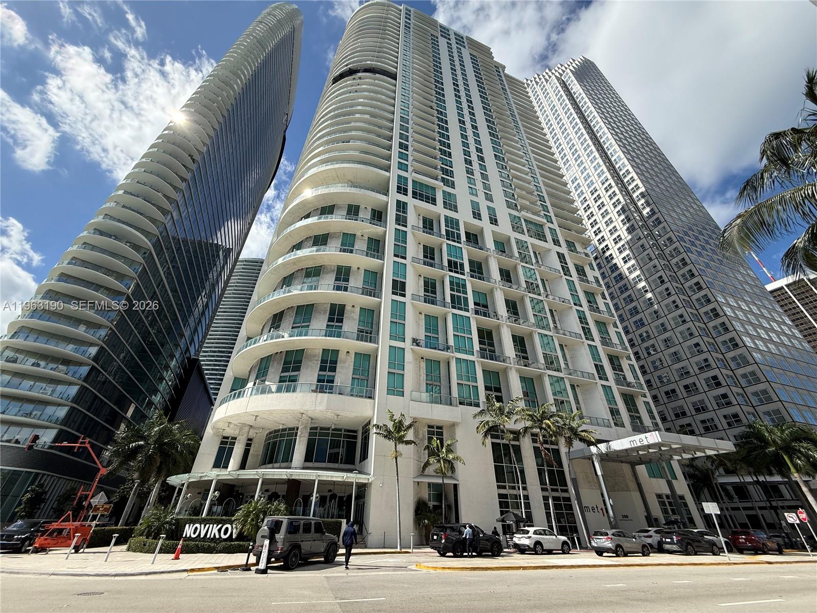 MET 1 CONDO - Residential