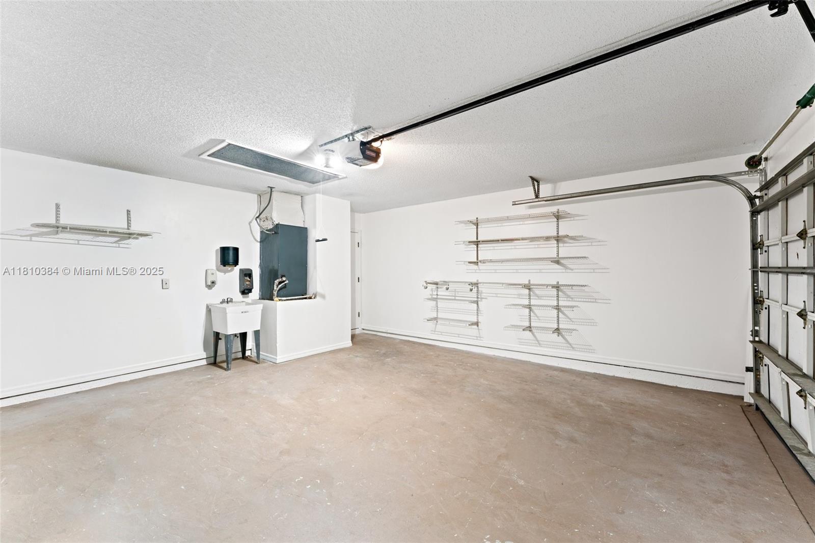 PORT ST LUCIE SECTION 19 - Residential Lease