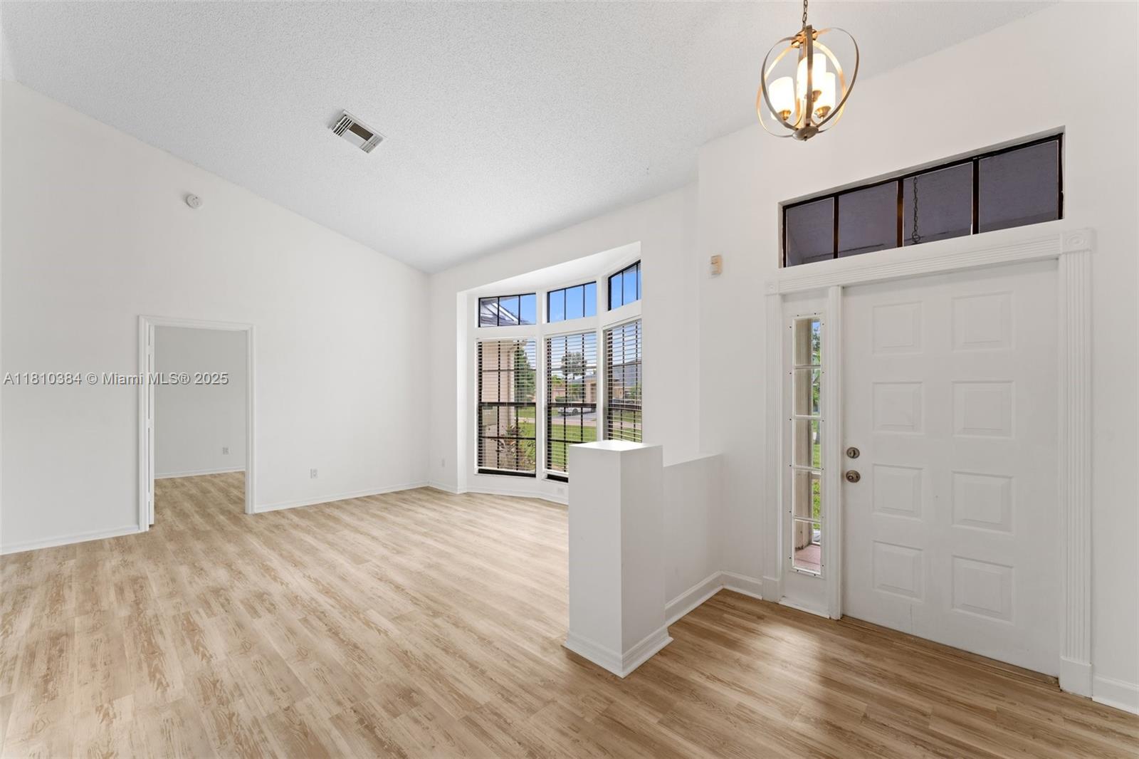 PORT ST LUCIE SECTION 19 - Residential Lease