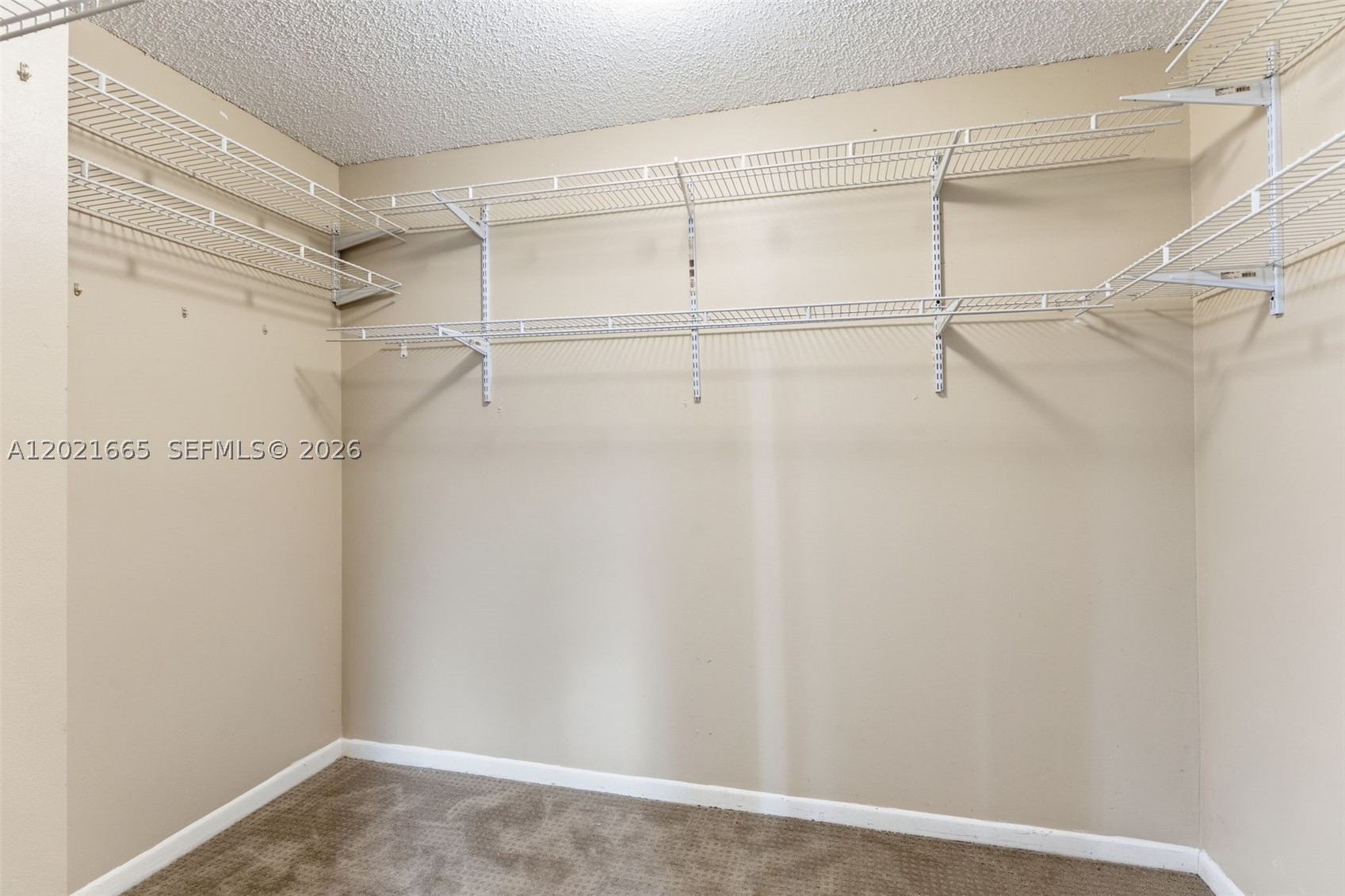 CINNAMON PLACE V - Residential
