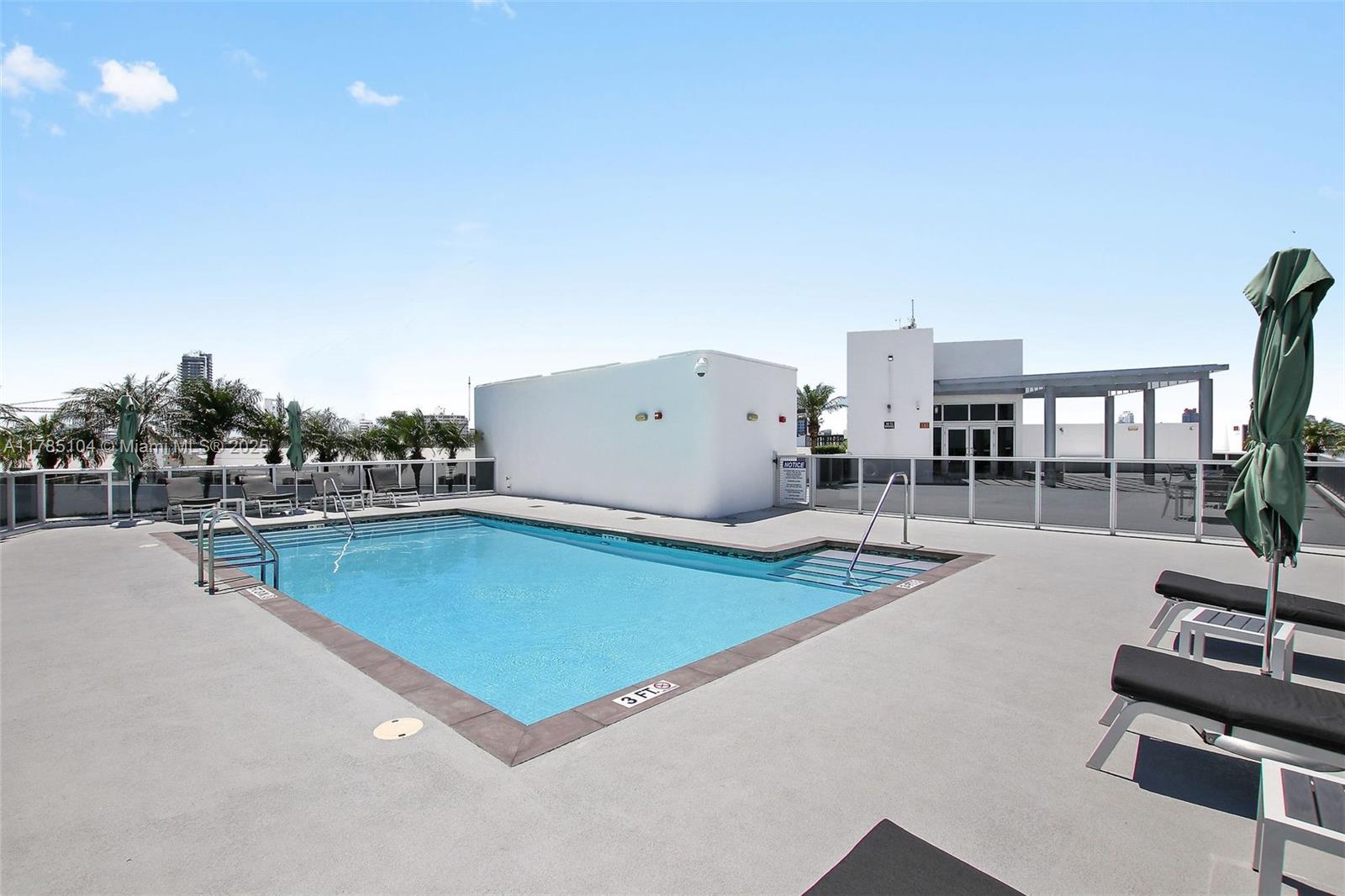 THE MERIDIAN CONDO - Residential