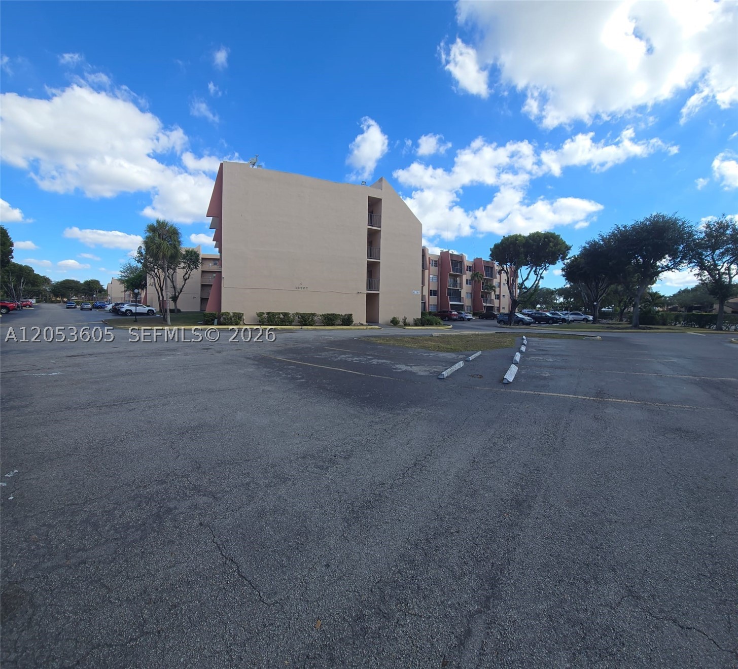 RAMBLEWOOD CONDO C - Residential
