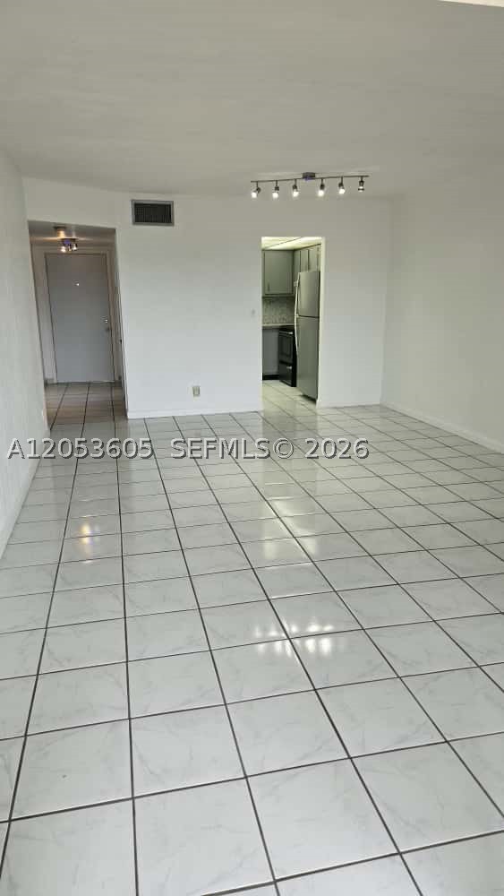 RAMBLEWOOD CONDO C - Residential
