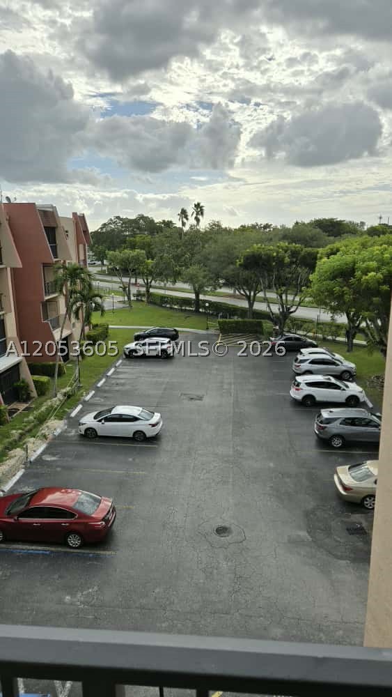 RAMBLEWOOD CONDO C - Residential