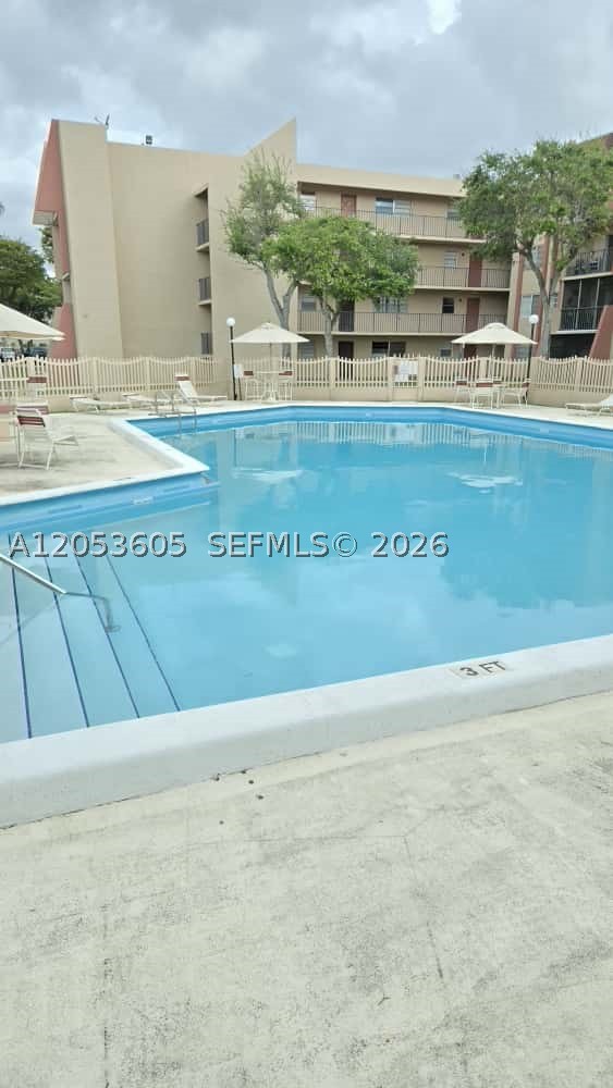 RAMBLEWOOD CONDO C - Residential