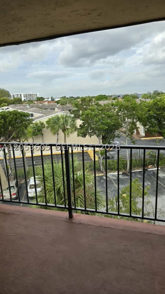 RAMBLEWOOD CONDO C - Residential