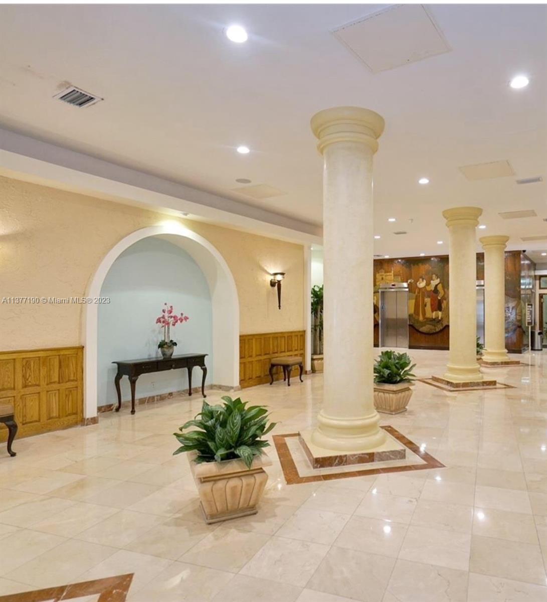 SEA AIR TOWERS CONDO - Residential