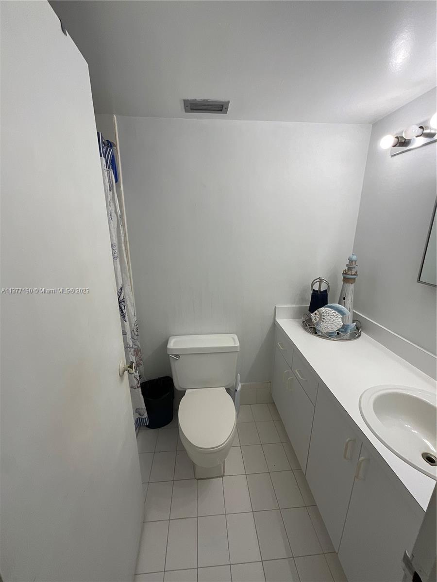 SEA AIR TOWERS CONDO - Residential