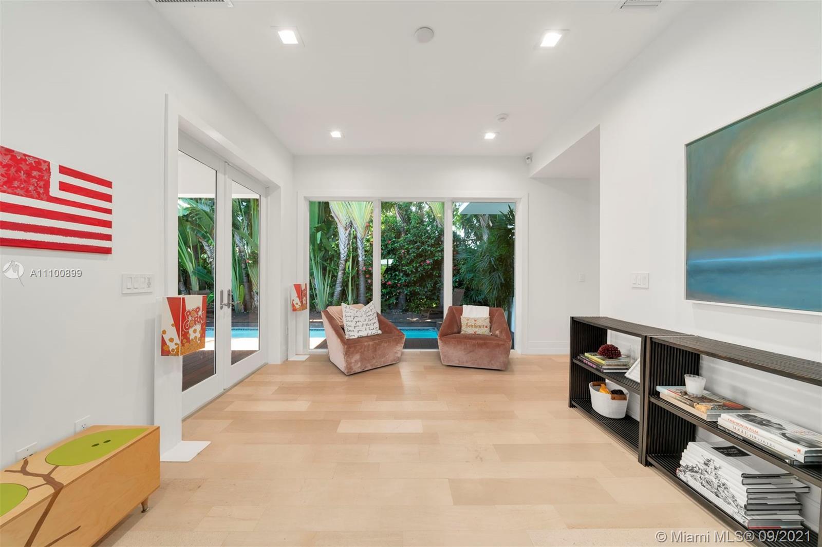 BAY HARBOR ISLAND - Residential