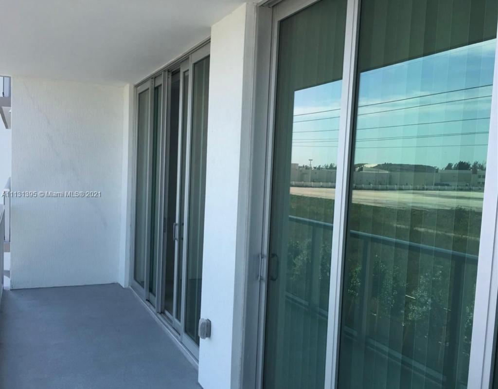 MIDTOWN DORAL CONDO - Residential Lease