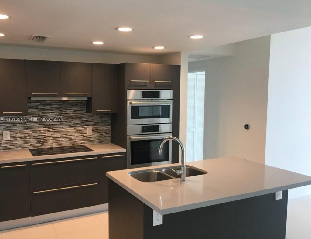 MIDTOWN DORAL CONDO - Residential Lease