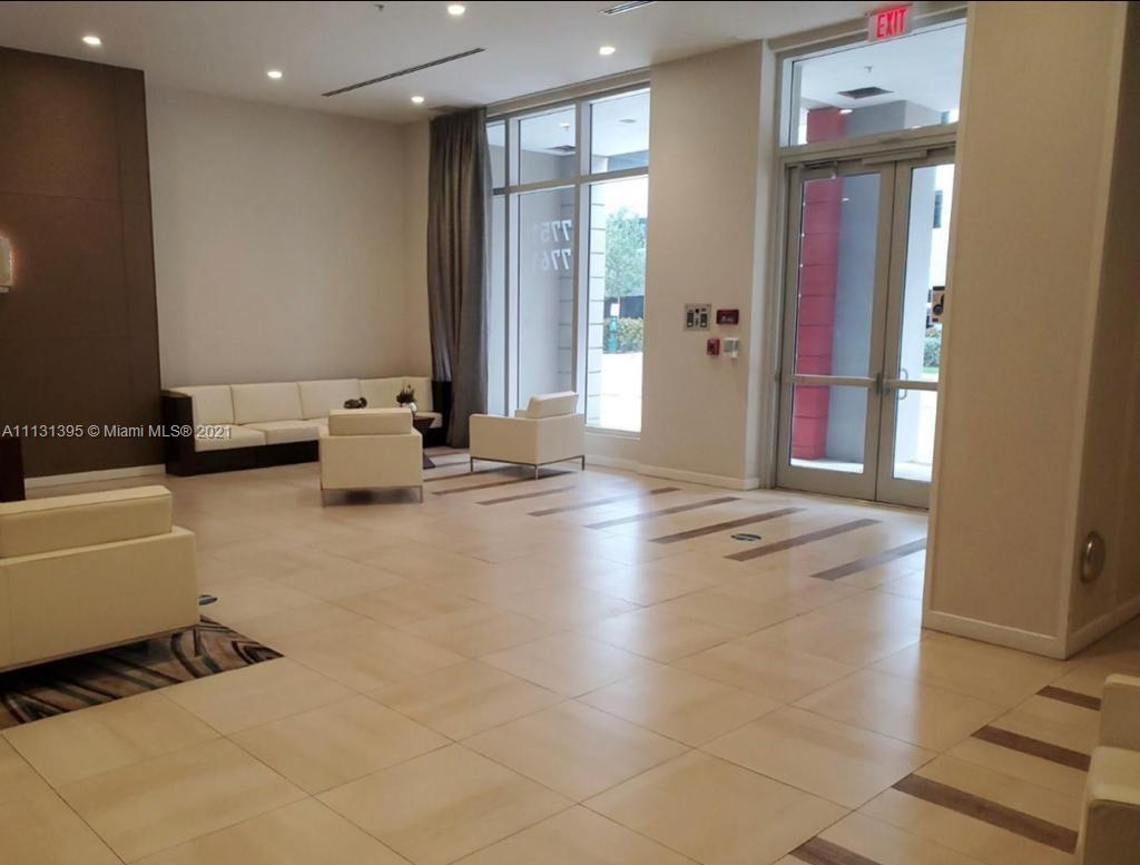 MIDTOWN DORAL CONDO - Residential Lease