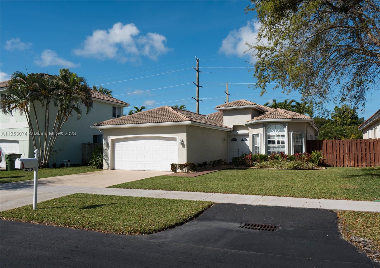 DUNWOODIE AT KEYS GATE - Residential