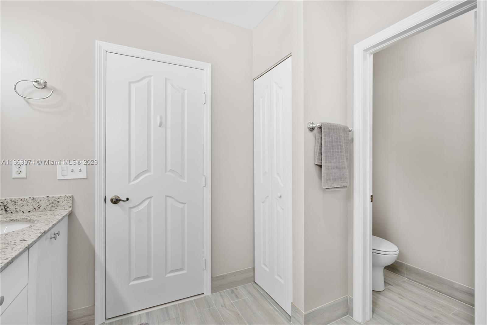 DUNWOODIE AT KEYS GATE - Residential