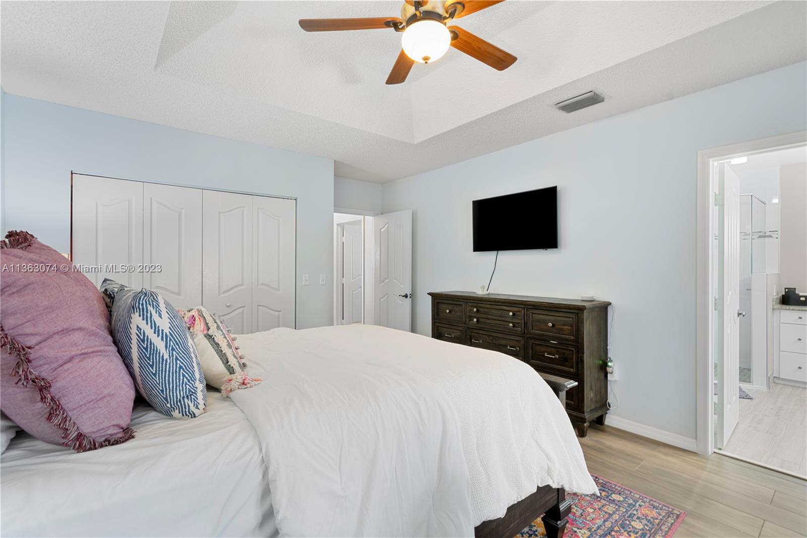 DUNWOODIE AT KEYS GATE - Residential