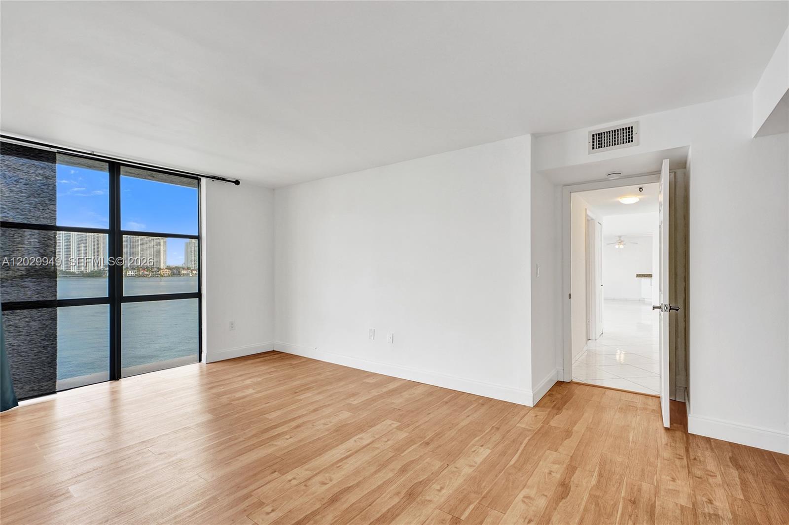 FAIRVIEW HOUSE CONDO - Residential