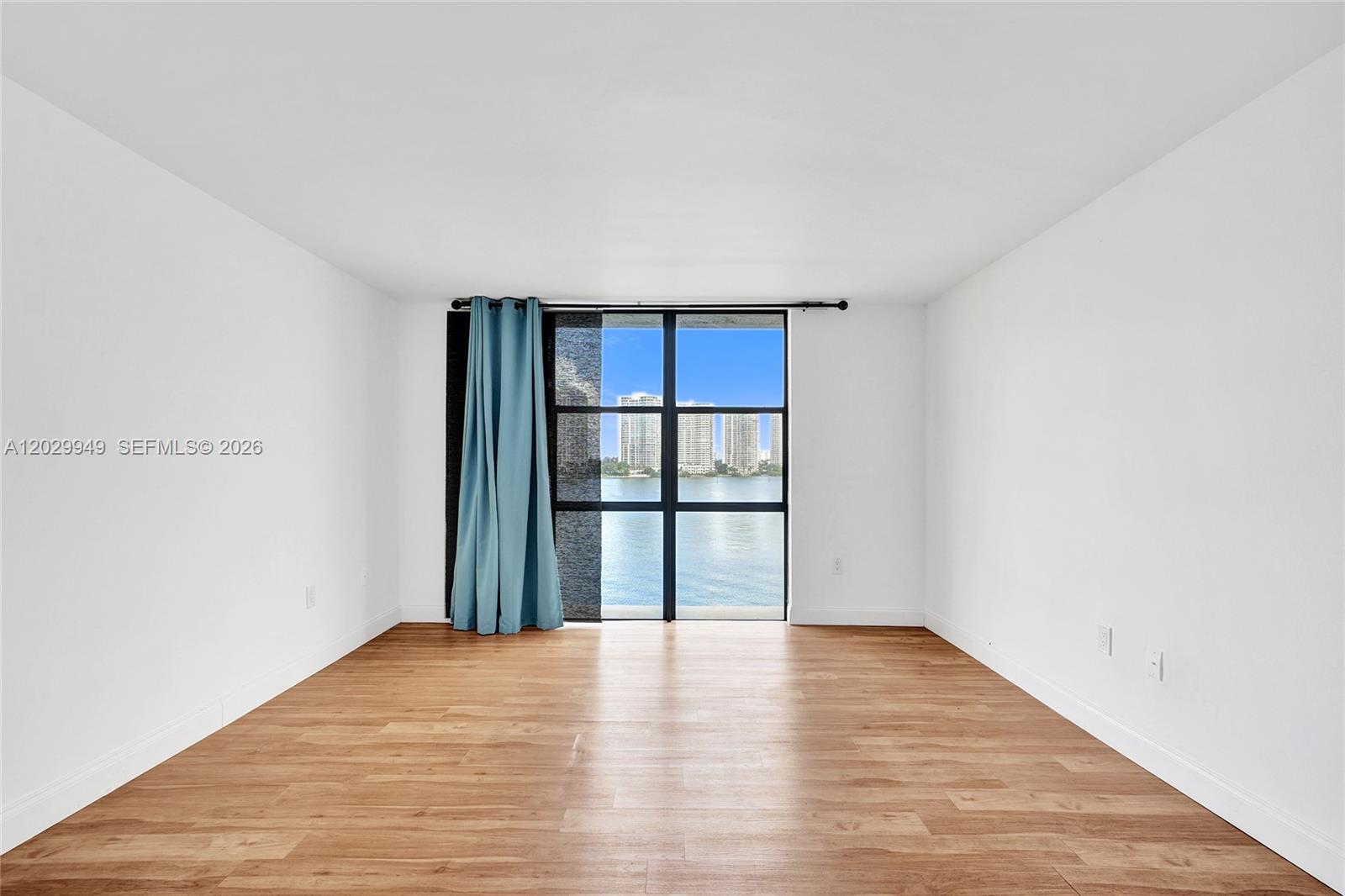 FAIRVIEW HOUSE CONDO - Residential