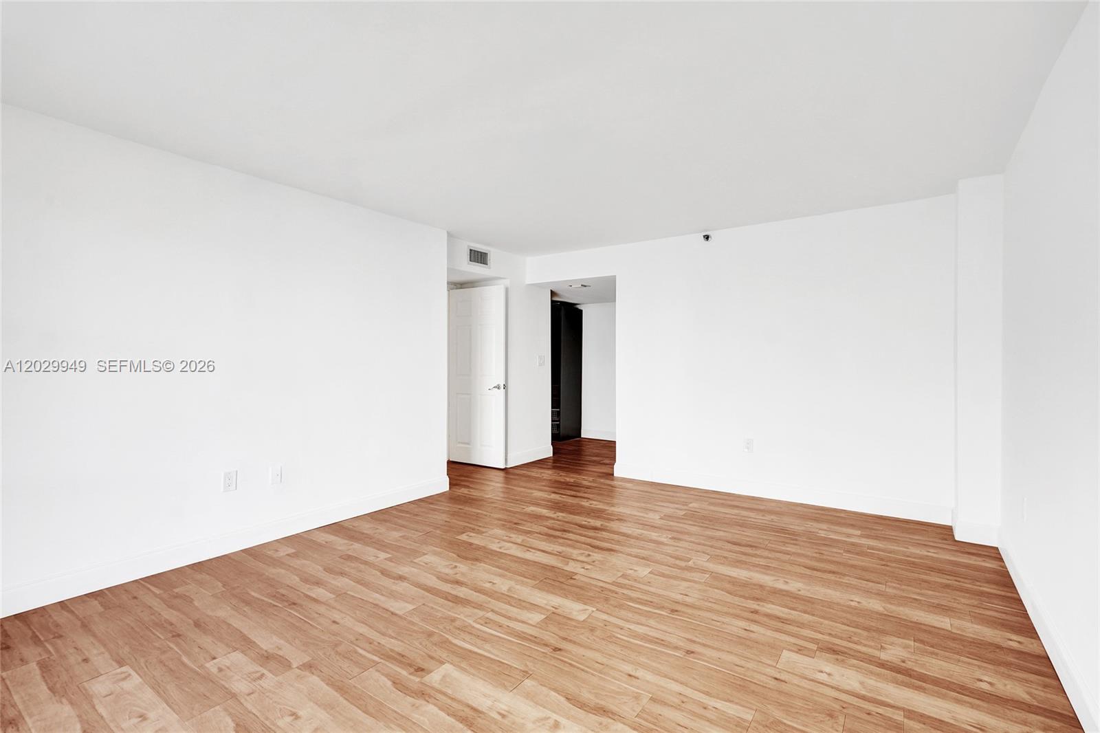 FAIRVIEW HOUSE CONDO - Residential