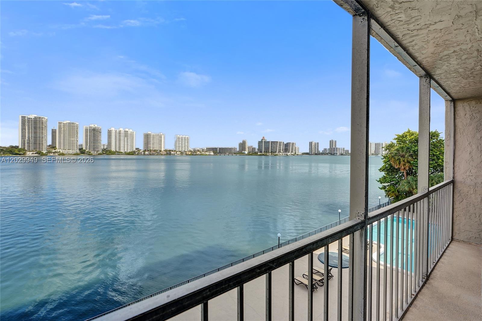 FAIRVIEW HOUSE CONDO - Residential