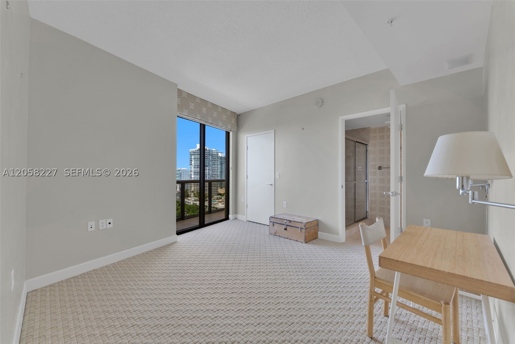 SAYAN CONDO - Residential