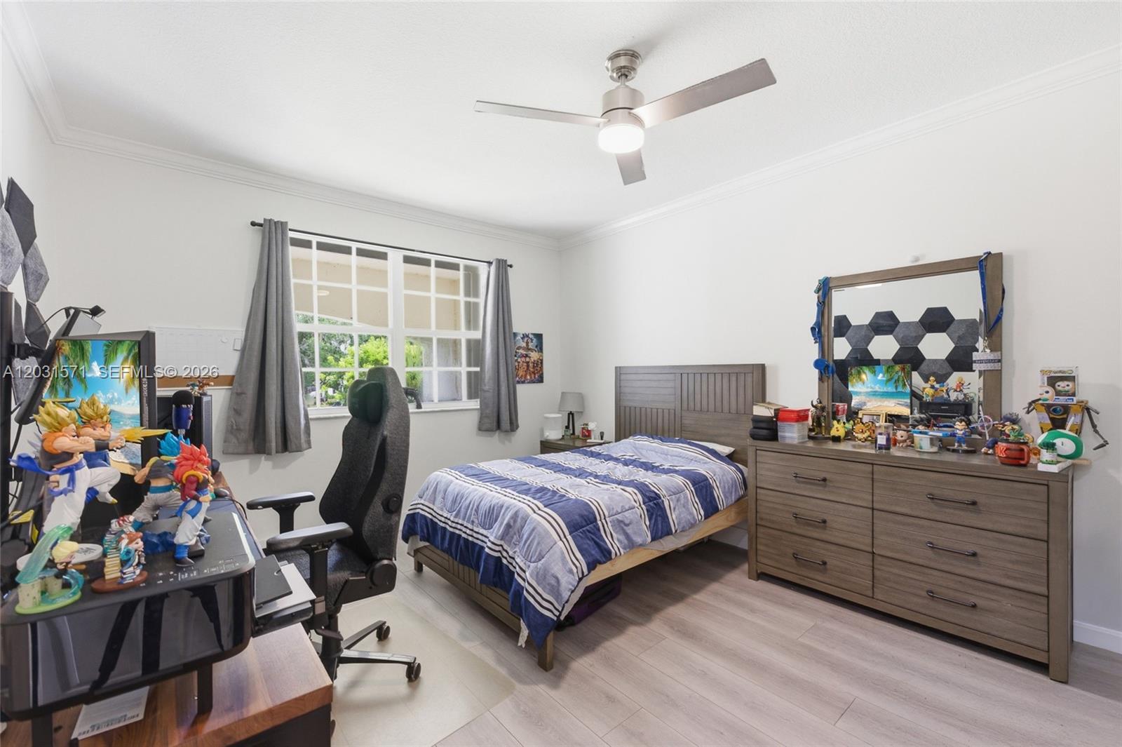 WINDSOR PALMS - Residential