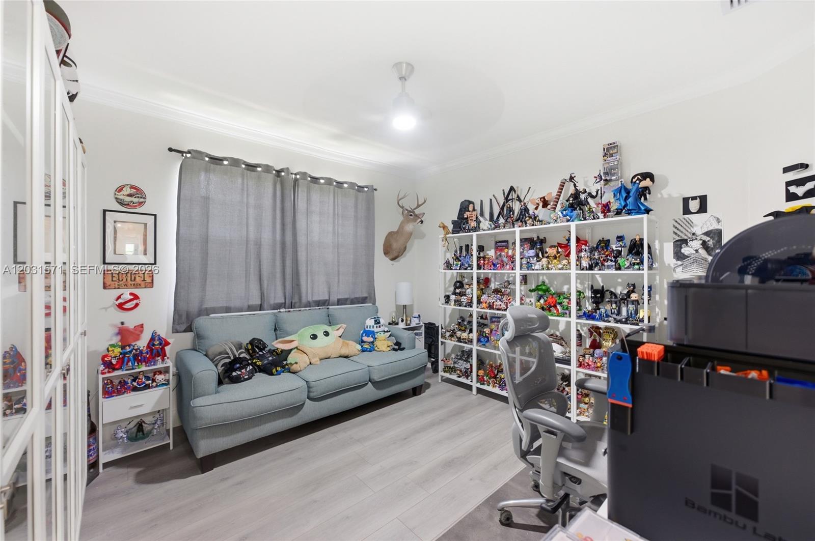 WINDSOR PALMS - Residential