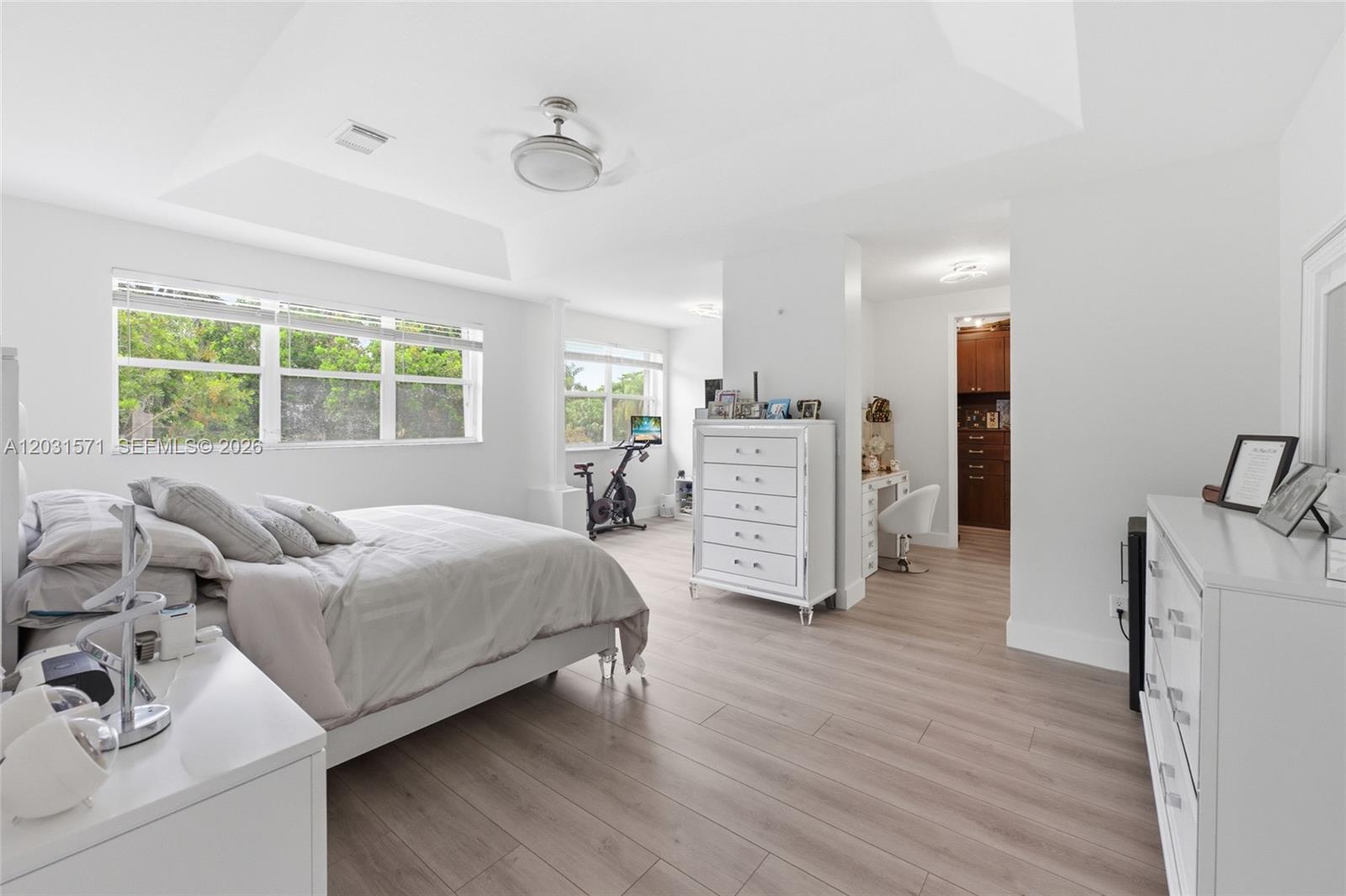 WINDSOR PALMS - Residential
