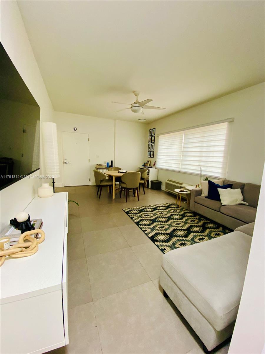COUNTRY CLUB ESTATES SEC - Residential Income