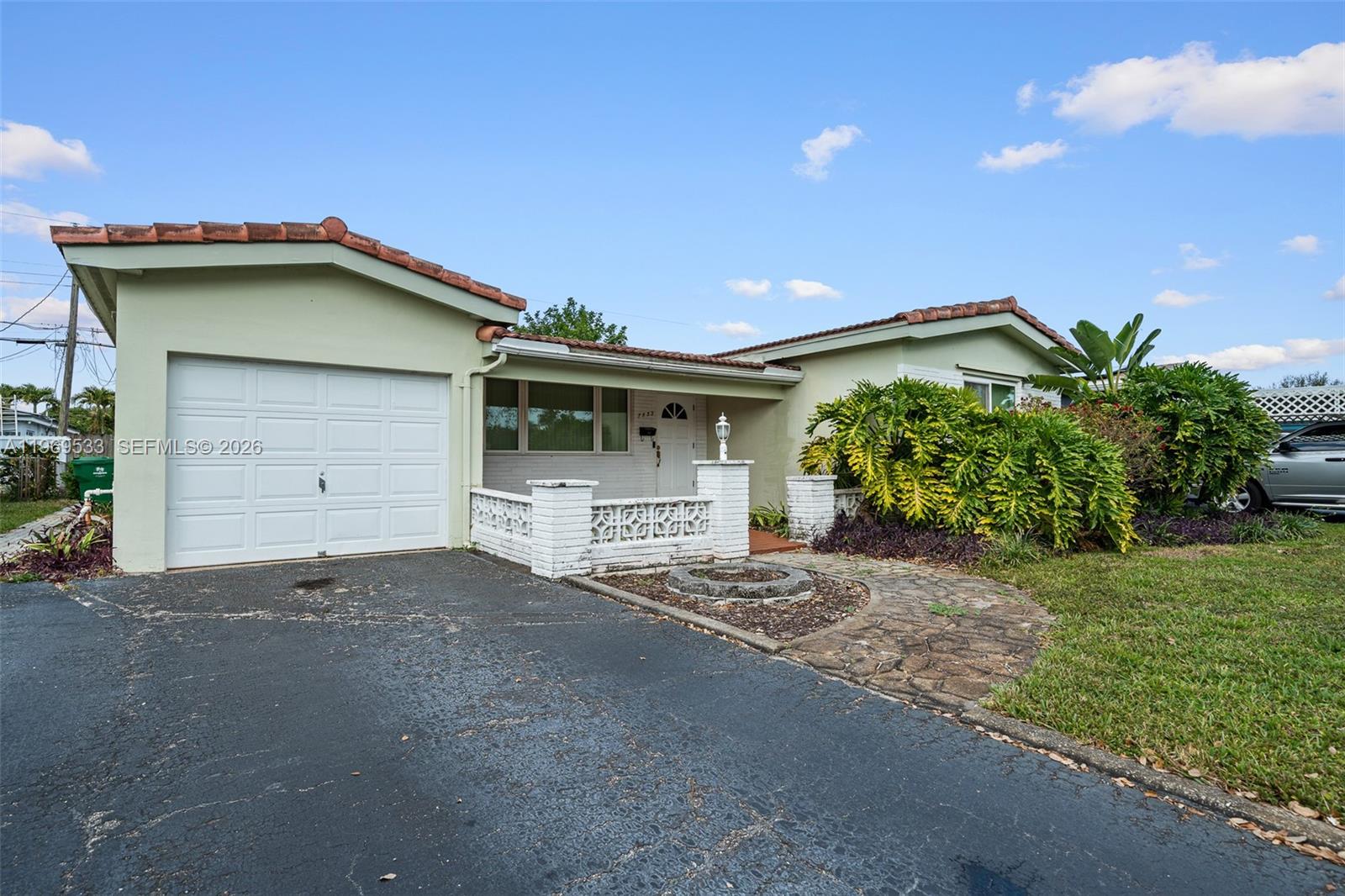 MIRAMAR SEC 11 - Residential