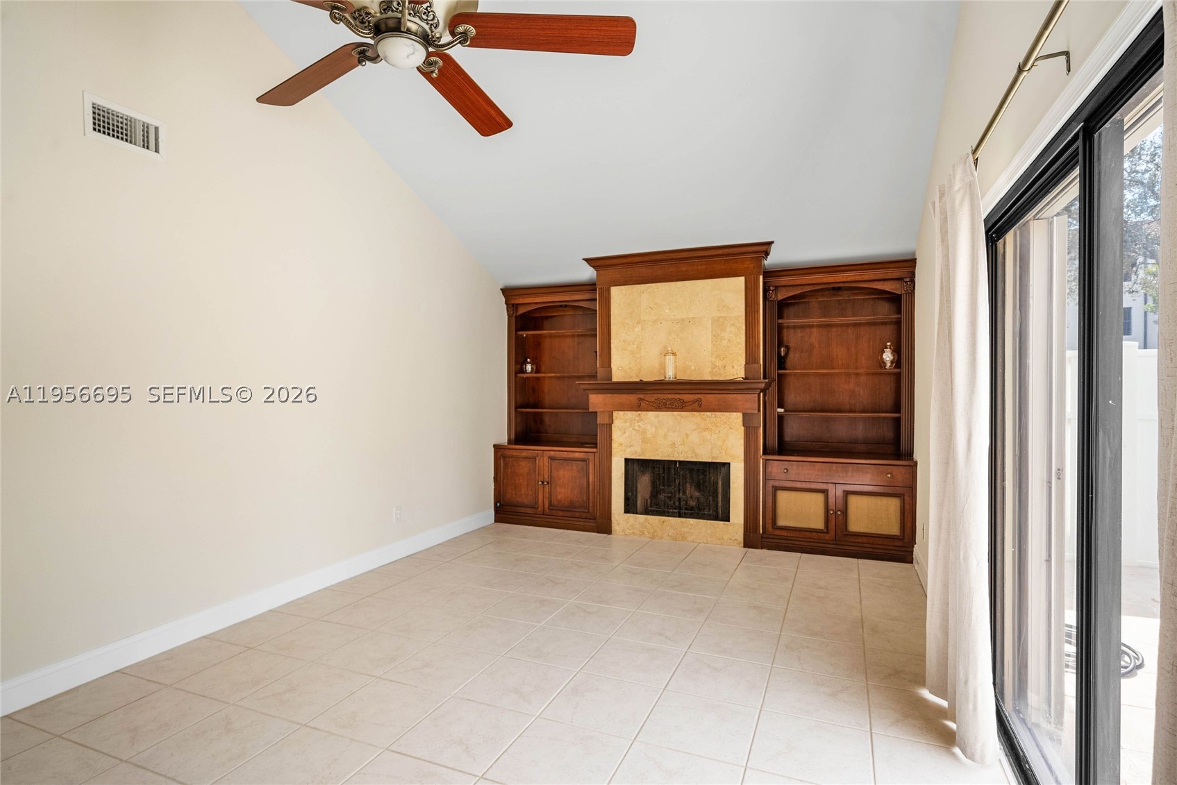 SUMMER WINDS OF JUPITER - Residential