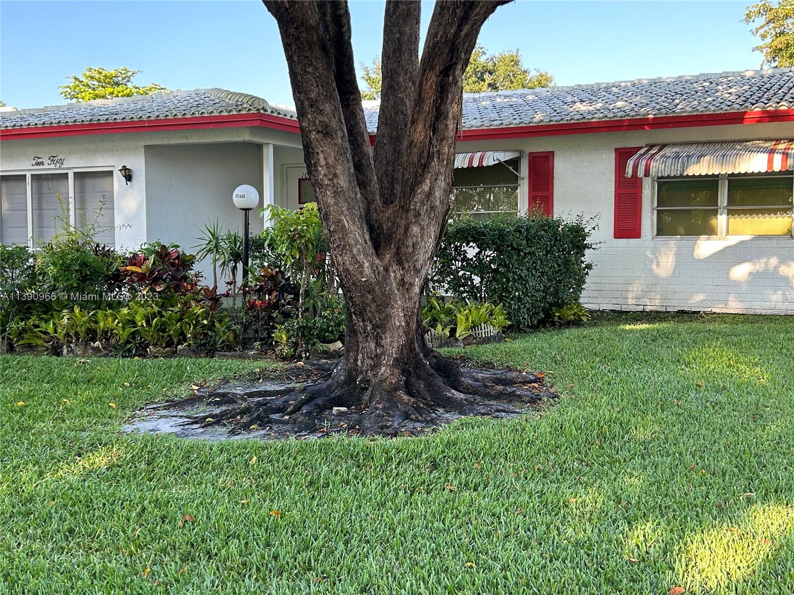 LAUDERDALE WEST SEC 4 - Residential