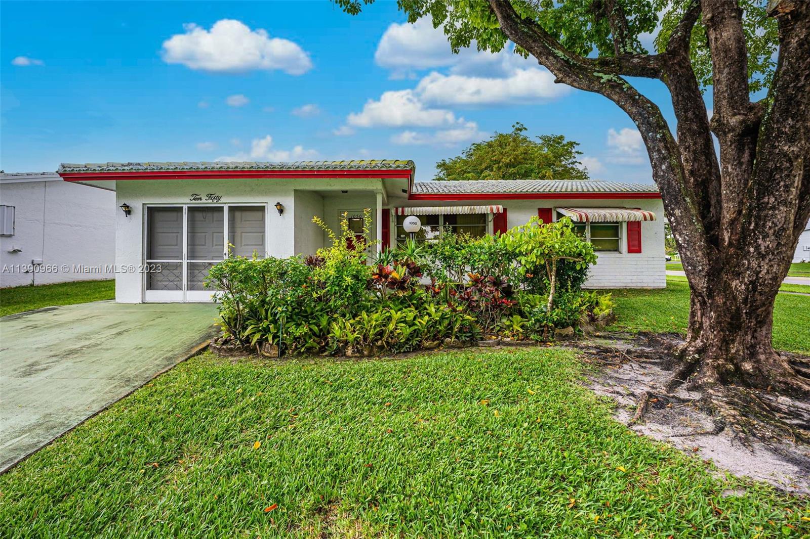 LAUDERDALE WEST SEC 4 - Residential